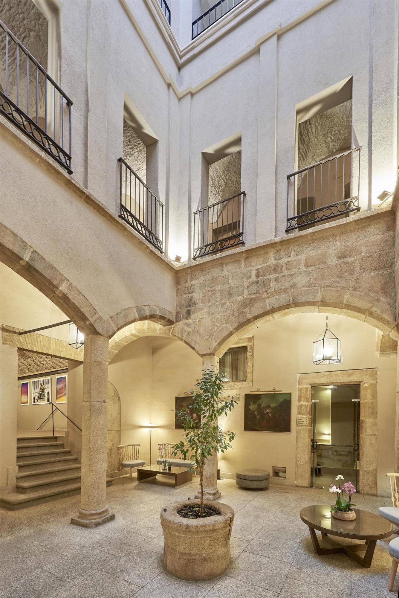 Hotel Nh Collection Palacio De Oquendo 4*