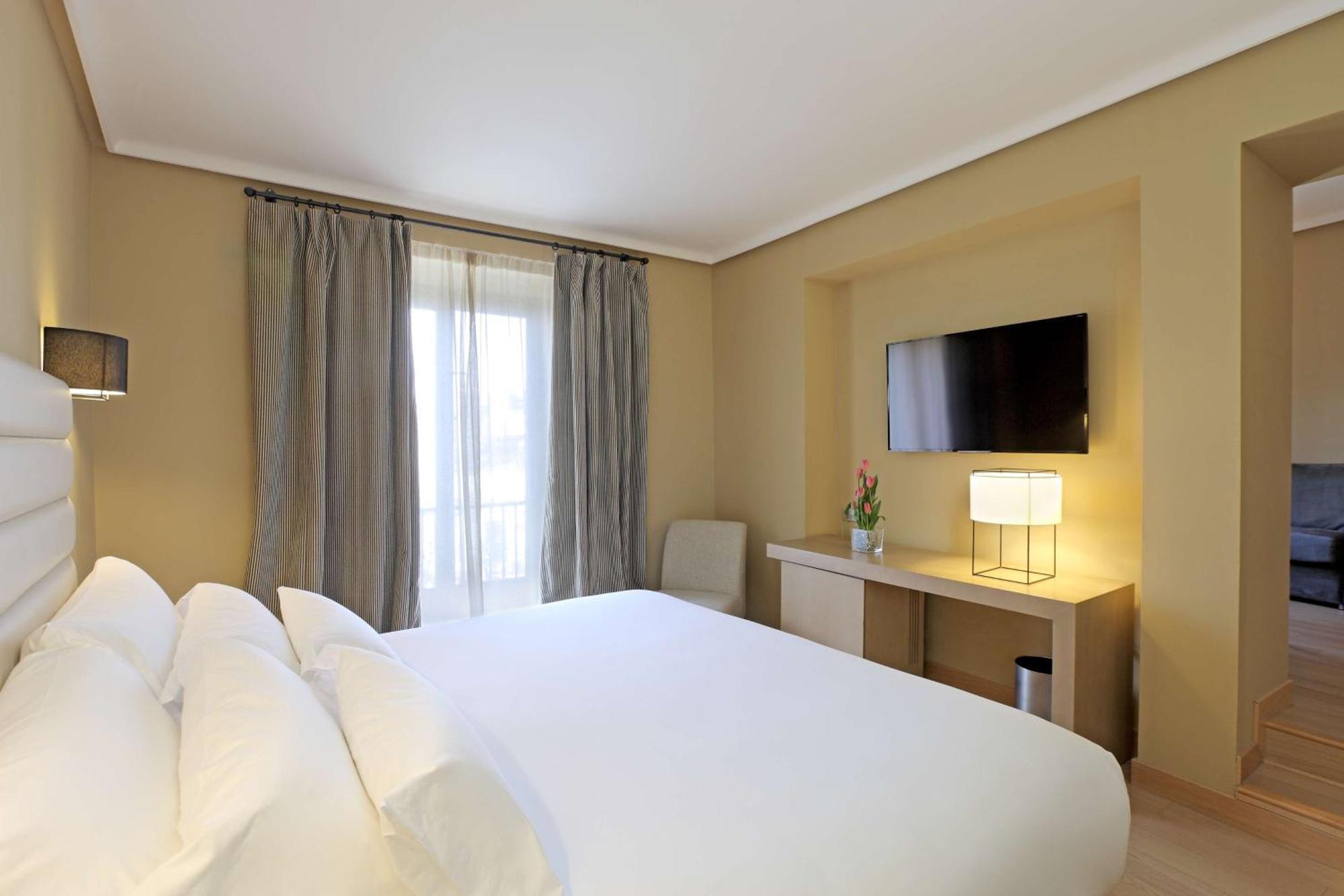 Nh Collection Palacio De Oquendo Hotel Caces
